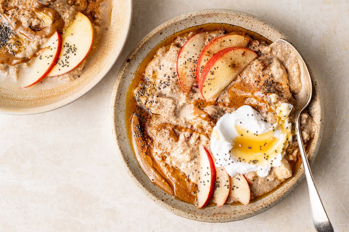 Form-Apple-Pie-Overnight-Oats