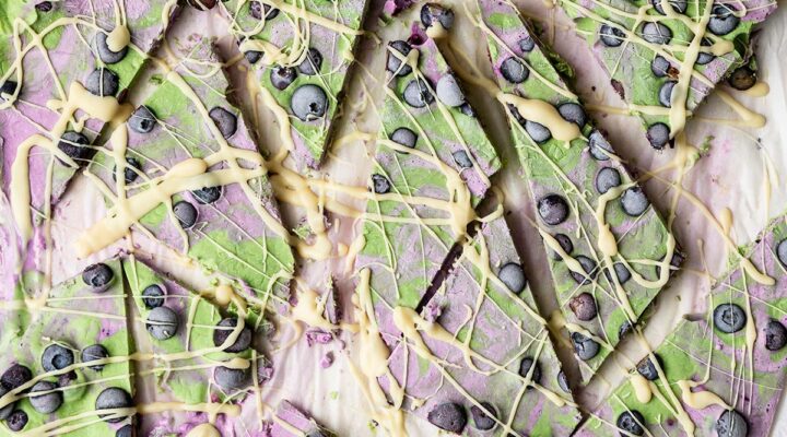 Form-Blueberry-Matcha-swirl-bark-site