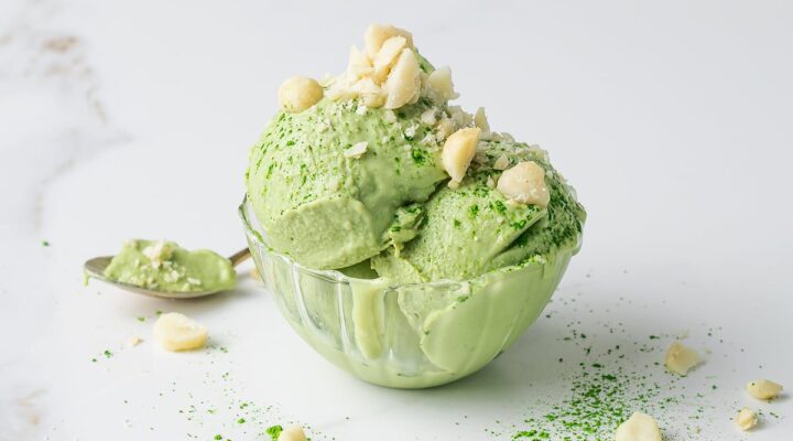 Form-Matcha-and-macadamia-ice-cream