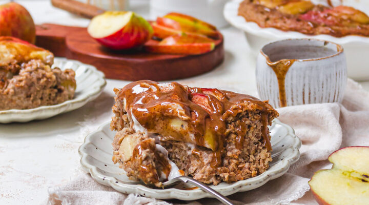 Form-Sticky-Toffee-Apple-Baked-Oats-7