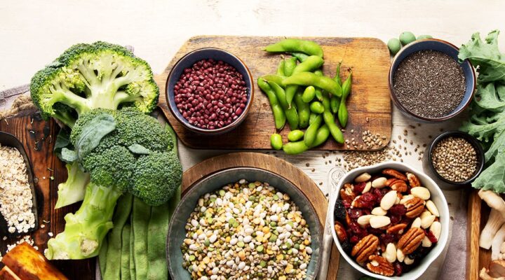 inForm-Everything-You-Need-to-Know-About-Protein-and-Fasting-Diets-header-image