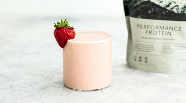 Vegan Strawberries and cream shake